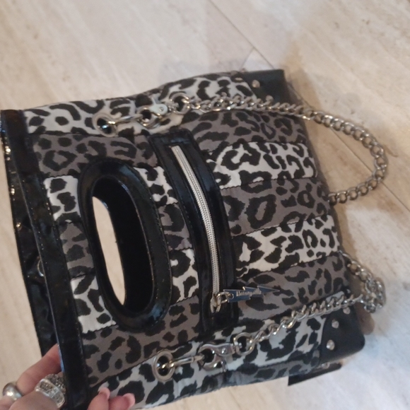 Unique Betsey Johnson Betseyville Quilted Foldover Clutch/Shoulder Bag - Picture 7 of 11